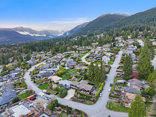 34-124-carisbrooke-cres-149 at 124 Carisbrooke Crescent, Upper Lonsdale, North Vancouver