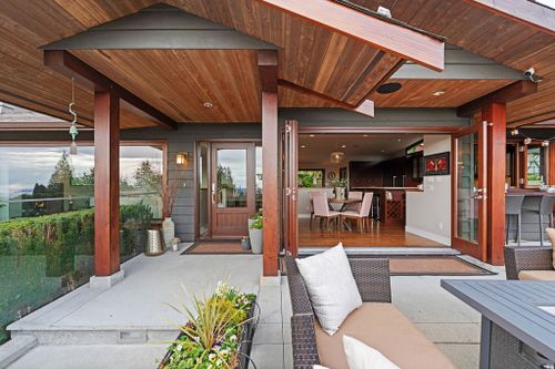 5-124-carisbrooke-cres-17 at 124 Carisbrooke Crescent, Upper Lonsdale, North Vancouver