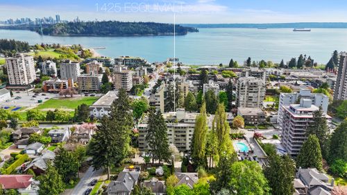1425-esquimalt-49copy at 212 - 1425 Esquimalt Avenue, Ambleside, West Vancouver