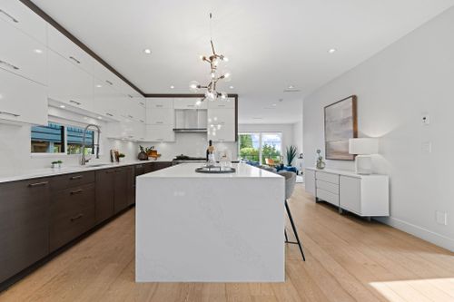 14-231-e-27-27 at 231 East 27th Street, Upper Lonsdale, North Vancouver
