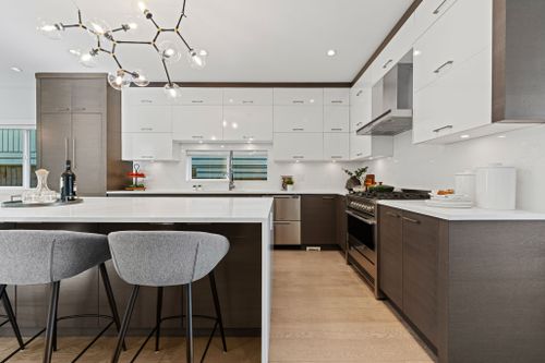 16-231-e-27-25 at 231 East 27th Street, Upper Lonsdale, North Vancouver