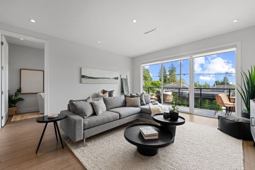 19-231-e-27-15 at 231 East 27th Street, Upper Lonsdale, North Vancouver