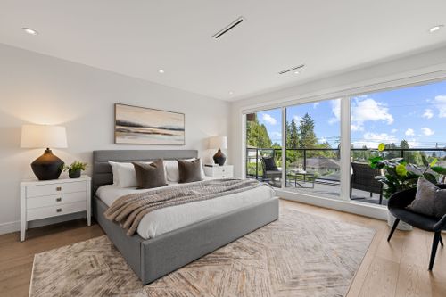 26-231-e-27-45 at 231 East 27th Street, Upper Lonsdale, North Vancouver
