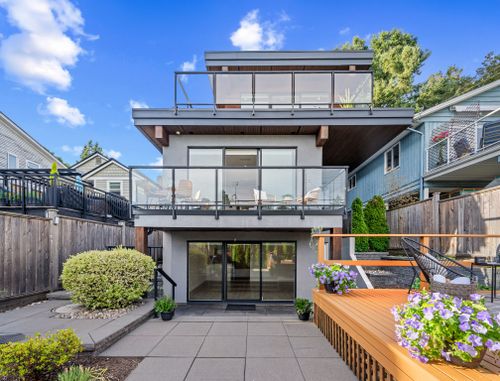 40-231-e-27-116 at 231 East 27th Street, Upper Lonsdale, North Vancouver