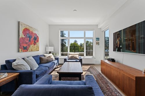 12-707-e-3rd-st-208-20 at 208 - 707 3rd Street East, Queensbury, North Vancouver