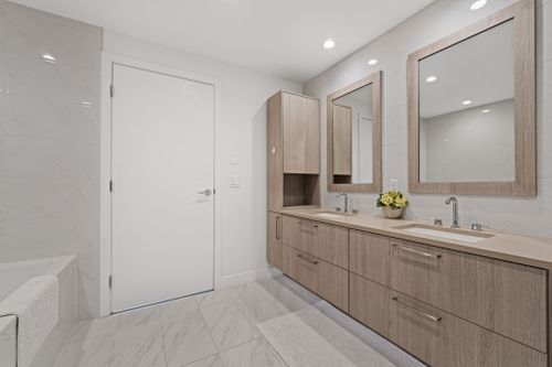 25-707-e-3rd-st-208-48 at 208 - 707 3rd Street East, Queensbury, North Vancouver