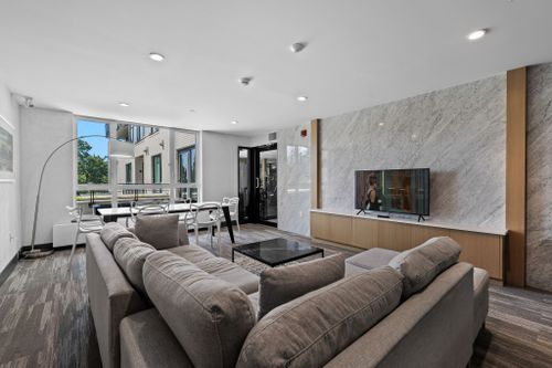 36-707-e-3rd-st-53 at 208 - 707 3rd Street East, Queensbury, North Vancouver