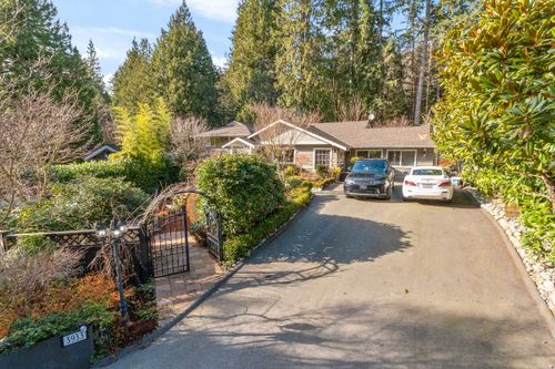02 at 3933 Westridge Avenue, Bayridge, West Vancouver