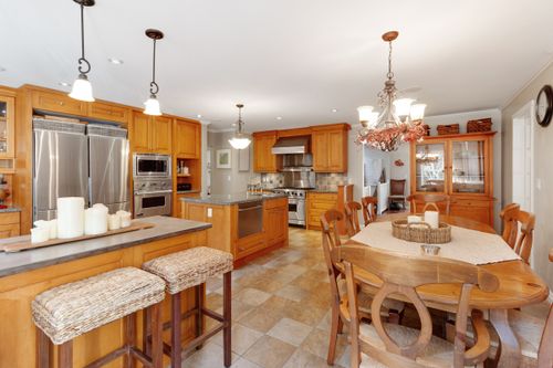 11 at 3933 Westridge Avenue, Bayridge, West Vancouver