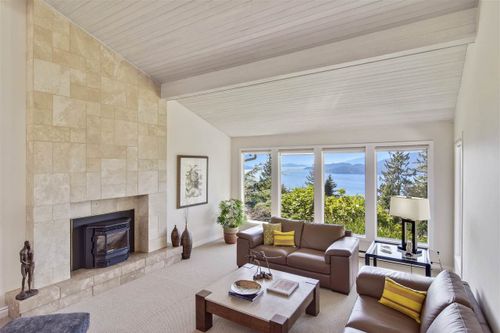 475-timbertop-drive-lions-bay-west-vancouver-02 at 475 Timbertop Drive, Lions Bay, West Vancouver