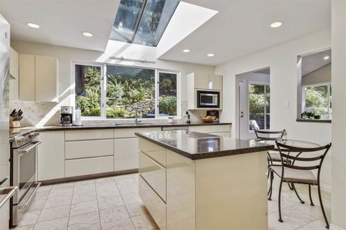 475-timbertop-drive-lions-bay-west-vancouver-08 at 475 Timbertop Drive, Lions Bay, West Vancouver