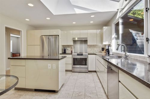 475-timbertop-drive-lions-bay-west-vancouver-09 at 475 Timbertop Drive, Lions Bay, West Vancouver