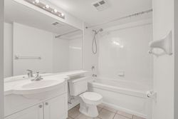 4 Piece Bathroom at 802 - 188 Doris Avenue, Willowdale East, Toronto