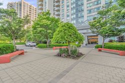 Front at 802 - 188 Doris Avenue, Willowdale East, Toronto