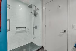 3 Piece Ensuite Bathroom at 609 - 8 Dovercourt Road, Little Portugal, Toronto