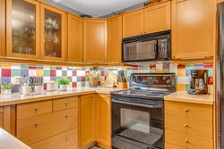 Kitchen at 141 Three Valleys Drive, Parkwoods-Donalda, Toronto