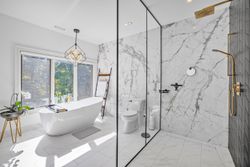 Ensuite Bathroom at 44 Crossburn Drive, Banbury-Don Mills, Toronto