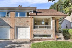Front at 15 Tulane Crescent, Parkwoods-Donalda, Toronto