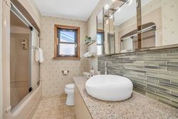4 Piece Bathroom at 12 Slidell Crescent, Parkwoods-Donalda, Toronto
