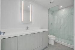 4 Piece Ensuite Bathroom at 1409 - 30 Inn On The Park, Banbury-Don Mills, Toronto
