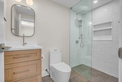 3 Piece Ensuite Bathroom at 15 Oldborough Circle, Don Valley Village, Toronto