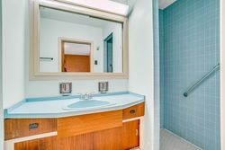 3 Piece Ensuite Bathroom at 12 Ruden Crescent, Parkwoods-Donalda, Toronto