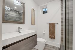 3 Piece Bathroom at 11 Sandpiper Court, Parkwoods-Donalda, Toronto