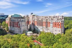 Building at 310 - 18 Concorde Place, Banbury-Don Mills, Toronto