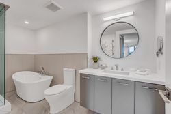 4 Piece Ensuite Bathroom at 310 - 18 Concorde Place, Banbury-Don Mills, Toronto