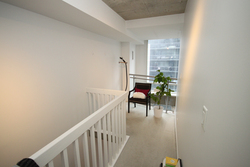 Den at 811 - 1029 King Street W, Niagara, Toronto