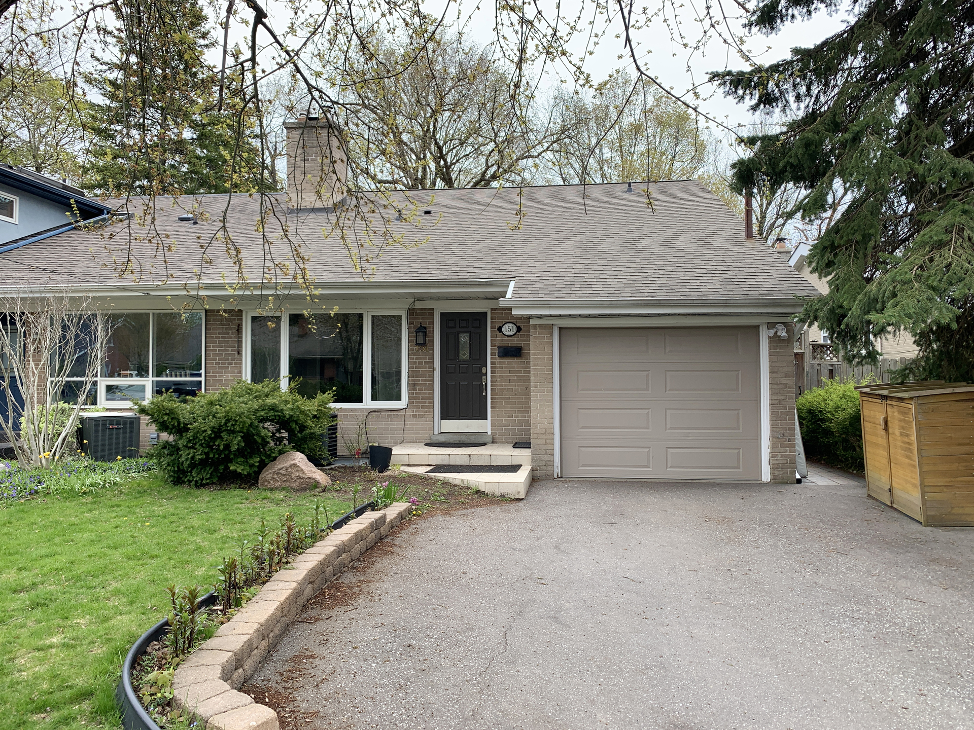 151 Three Valleys Drive, ParkwoodsDonalda, Toronto (C4706276)