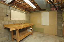 Workshop at 25 Vanity Court, Parkwoods-Donalda, Toronto