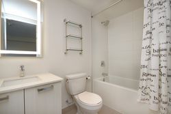 4 Piece Bathroom at 325 - 2301 Danforth Avenue, East End-Danforth, Toronto