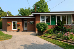 Front at 25 Greengrove Crescent, Parkwoods-Donalda, Toronto