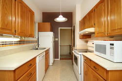 Kitchen at 25 Greengrove Crescent, Parkwoods-Donalda, Toronto