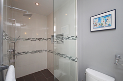 3 Piece Ensuite Bathroom at 87 Valentine Drive, Parkwoods-Donalda, Toronto