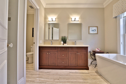 5 Piece Ensuite Bathroom at 255 Dawlish Avenue, Bridle Path-Sunnybrook-York Mills, Toronto