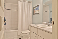 4 Piece Bathroom at 255 Dawlish Avenue, Bridle Path-Sunnybrook-York Mills, Toronto