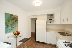Kitchen at 10 - 46 Three Valleys Drive, Parkwoods-Donalda, Toronto