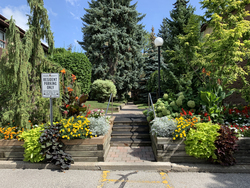 Path to Courtyard at 10 - 46 Three Valleys Drive, Parkwoods-Donalda, Toronto