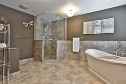 5 Piece Ensuite Bathroom at 147 Manse Road, West Hill, Toronto