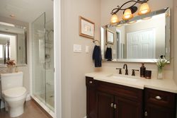3 Piece Ensuite Bathroom at 1105 - 75 Wynford Heights Crescent, Banbury-Don Mills, Toronto