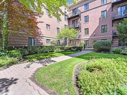 Courtyard at 305 - 150 St. Clair Avenue W, Yonge-St. Clair, Toronto