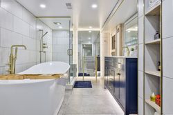 6 Piece Bathroom at 497 St. Johns Road, Lambton Baby Point, Toronto