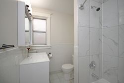 4 Piece Bathroom at 604 Coxwell Avenue, Greenwood-Coxwell, Toronto