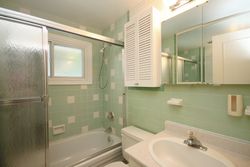 4 Piece bathroom at 10 Grangemill Crescent, Banbury-Don Mills, Toronto