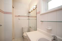 3 Piece Ensuite Bathroom at 45 Standish Avenue, Rosedale-Moore Park, Toronto