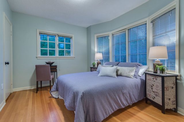 3288-travers-avenue-west-bay-west-vancouver-18 at 3288 Travers Avenue, West Bay, West Vancouver