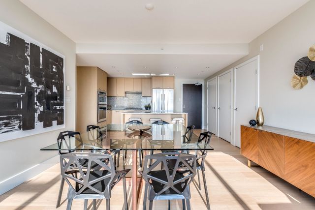 150-w-15th-street-central-lonsdale-north-vancouver-05 at 1107 - 150 W 15th Street, Central Lonsdale, North Vancouver