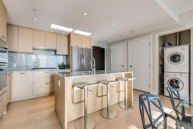 150-w-15th-street-central-lonsdale-north-vancouver-08 at 1107 - 150 W 15th Street, Central Lonsdale, North Vancouver